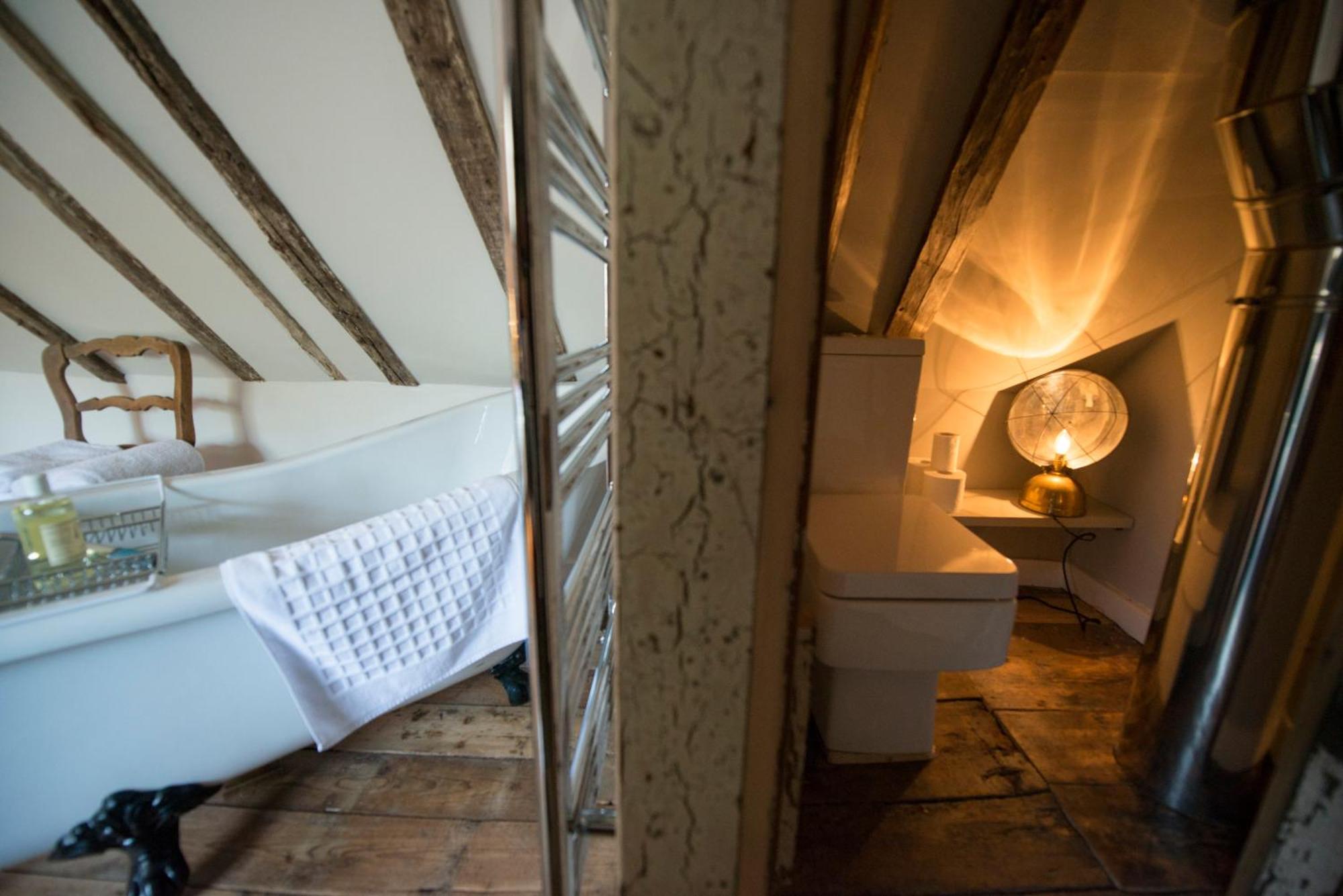 The Woolpack Inn Wavehorne Номер фото